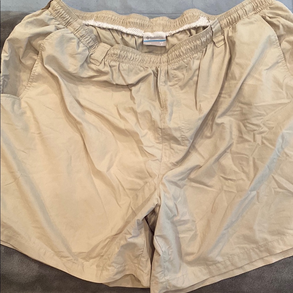 Men's Tan Shorts
